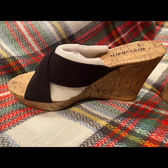 Wedged sandals - Picture 2 of 4